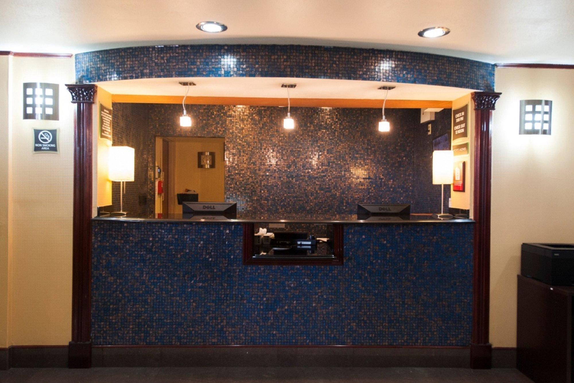 Best Western Long Island City New York Exterior photo